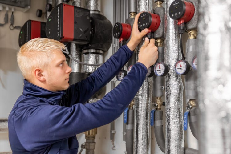 Servicemonteur W-installaties S&O